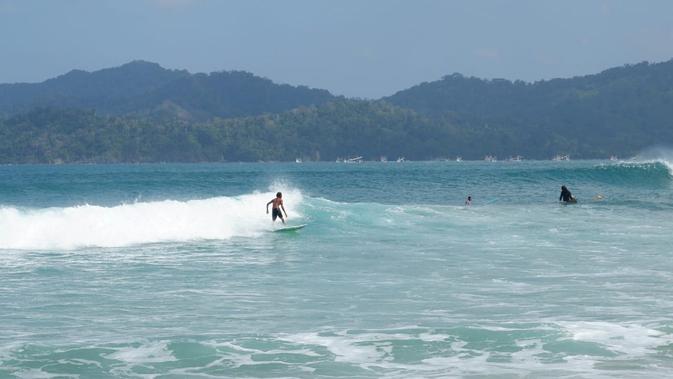 Gandrung Surf Competition 2019 Destinasi Menantang Surfer 