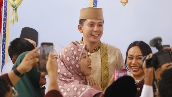 Lautan Manusia di Hari Lebaran, Rumdin Bupati Lamsel Kini Jadi Rumah Bersama Ribuan Warga