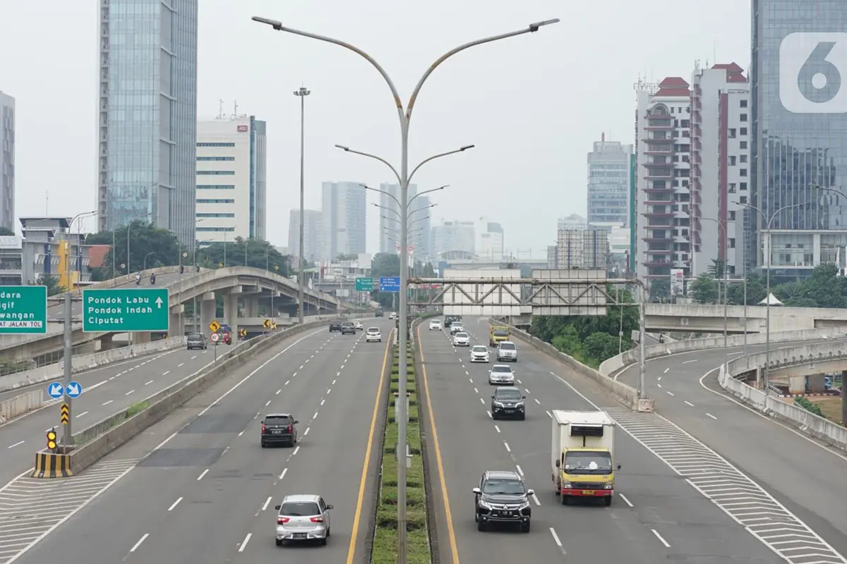 Lalu Lintas Jalan Tol Selama PSBB Berkurang