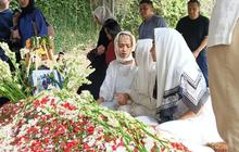 Inna Lillahi Wa Inna Illaihi Rojiun, Ayahanda Intan Ayu Meninggal Dunia dan Dimakamkan di TPU Jeruk Purut