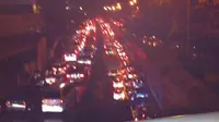 Dampak Banjir, Lalu Lintas Depan Gandaria City Lumpuh Kedua Arah