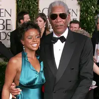 Morgan Freeman dan E'Dena Hines (via msn.com)