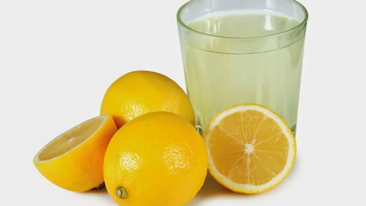 10 Manfaat Air Lemon Untuk Kesehatan
