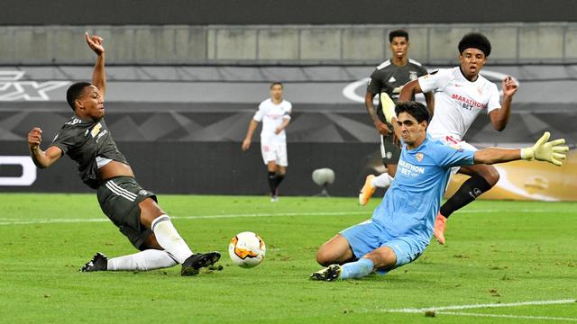 Kiper Sevilla, Yassine Bounou.