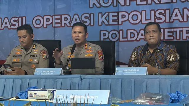Ramai Pagar Besi di Mal Dikaitkan Aksi Massa, Begini Penjelasan Polisi
