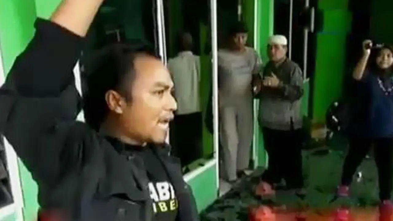 Kader Partai Mengamuk hingga Kotak Rubik Terkecil di Dunia