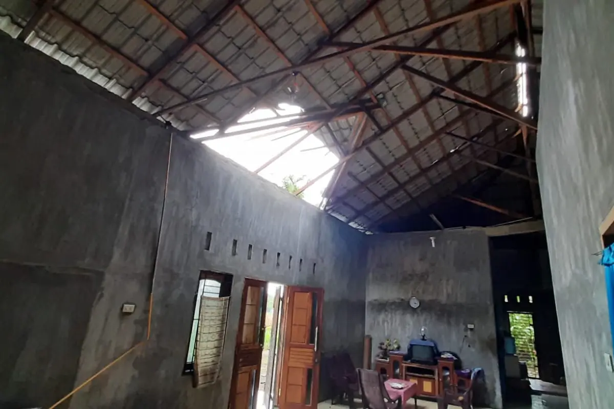 Salah satu rumah warga Binjai yang rusak