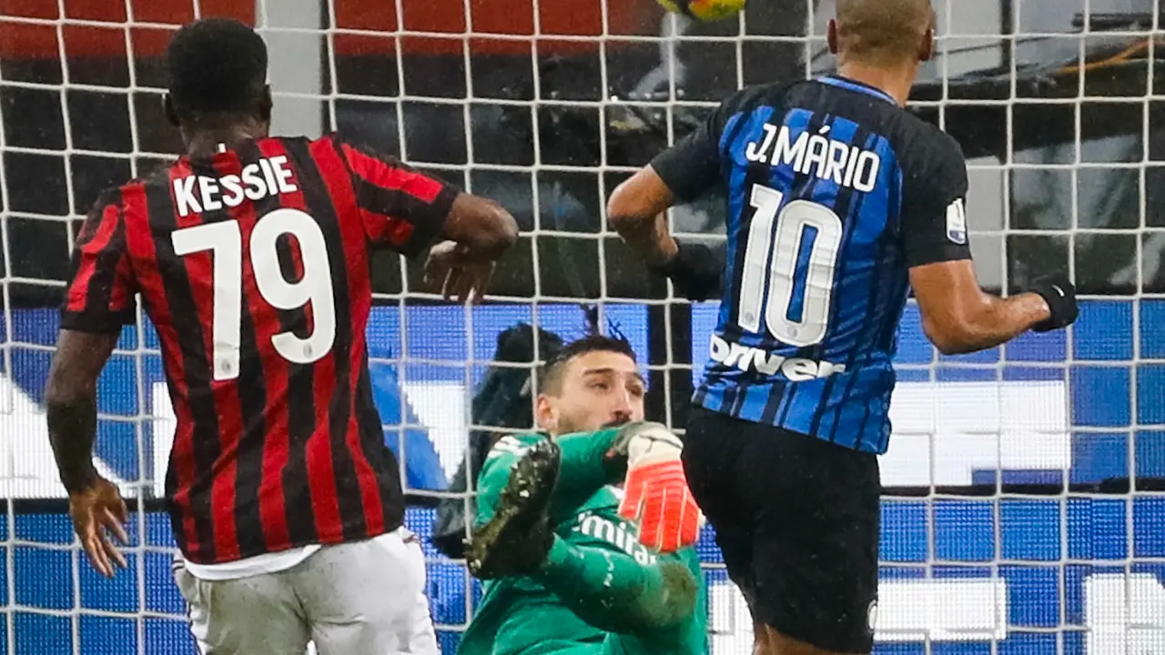 AC Milan Taklukkan Inter Milan
