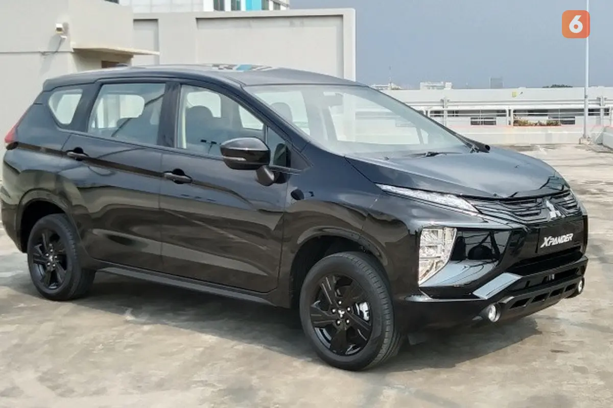 Mitsubishi Xpander Rockford Fosgate Black Edition