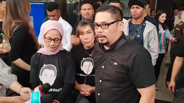 Ibunda Tamara Tyasmara, Ristia Aryuni