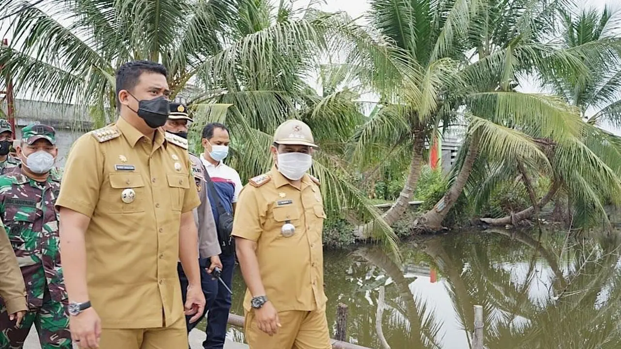 Serap Keluhan Warga Kampung Nelayan Soal Banjir Rob, Bobby Langsung Bangun Benteng