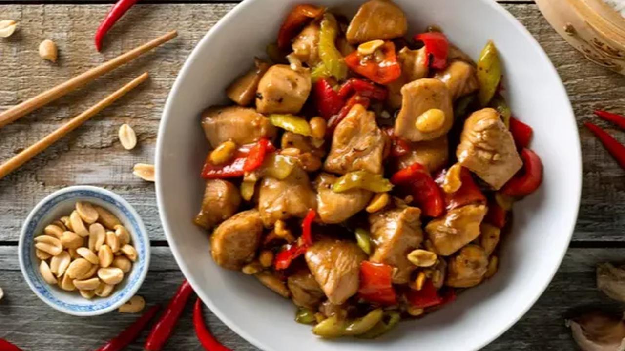 4. Resep Chinese Food Ayam Kungpao<br>