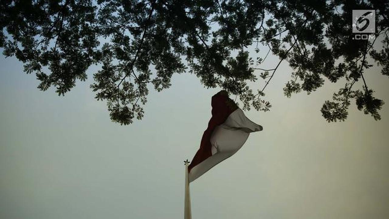 Gedung Pancasila dan Ilustrasi Bendera Indonesia (Liputan6.com/Gempur M Surya)