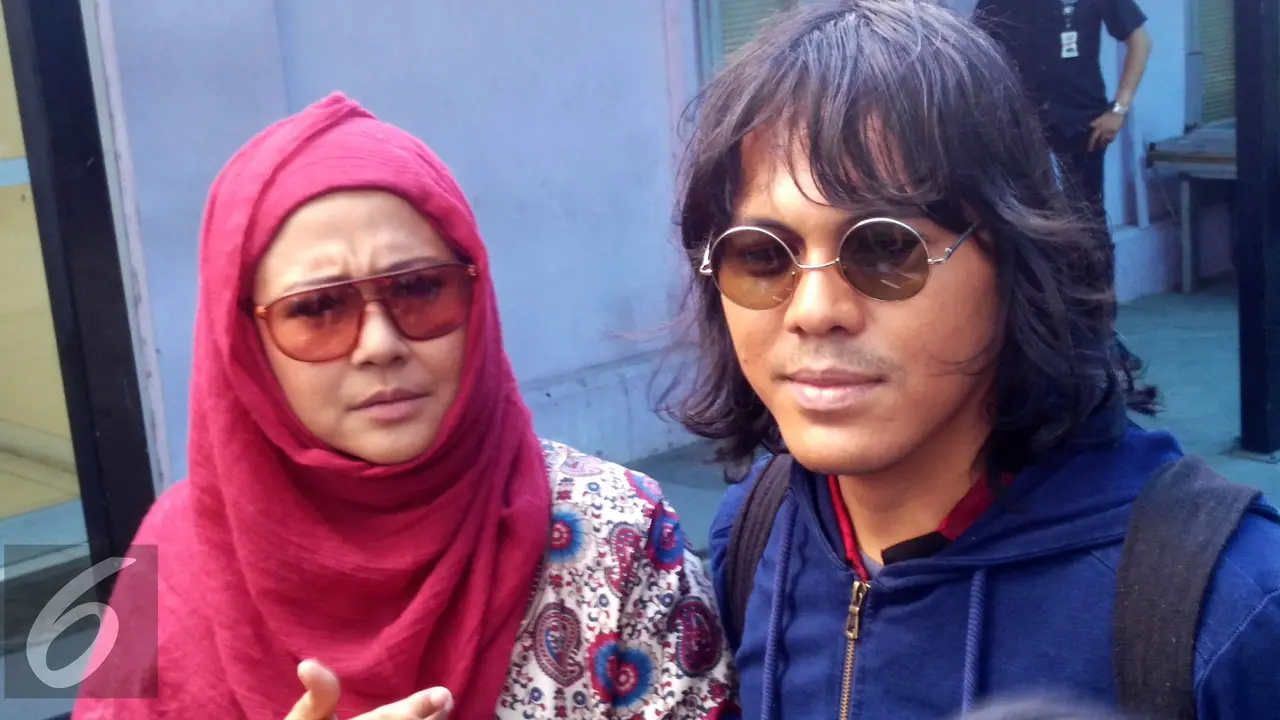 Ria Irawan dan Mayky Wongkar