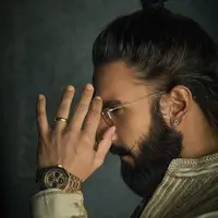 Ada beberapa tokoh terkenal yang diketahui mendapatkan hadiah ini, seperti Ranveer Singh dan Shah Rukh Khan. Foto: Instagram/ranveersingh .