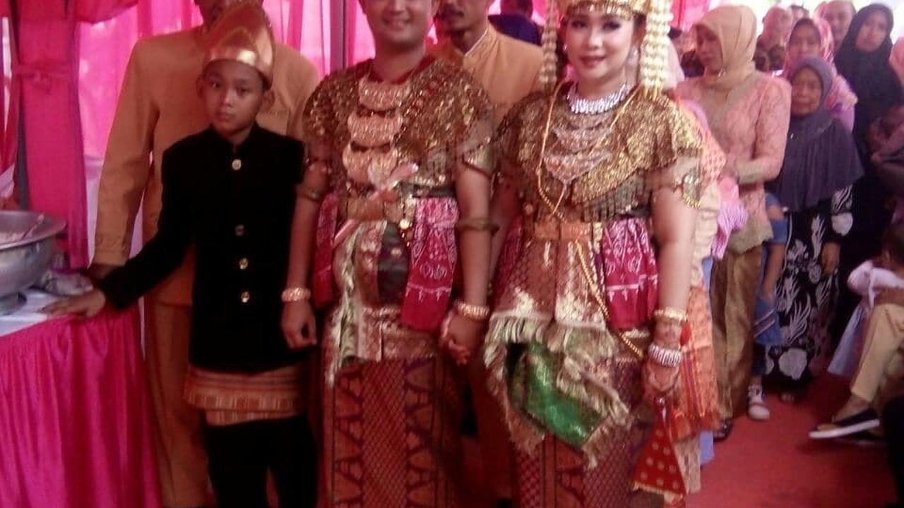 Potret Sandy Permana dengan Sang Istri yang Kini Tinggal Kenangan