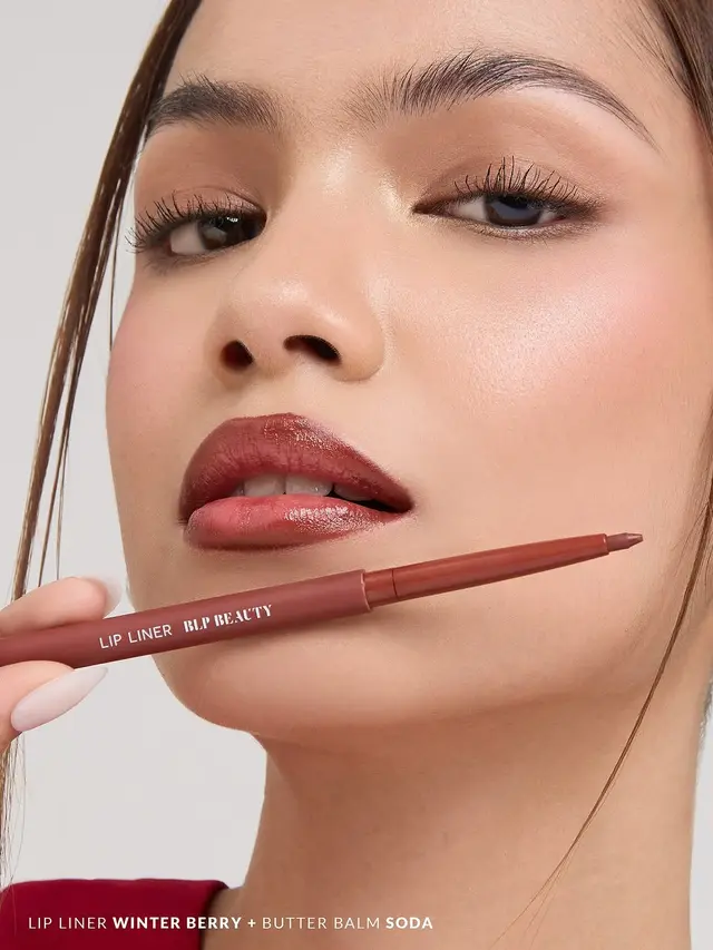 5 Prediksi Tren Makeup 2025: Menonjolkan Kecantikan Alami dengan Sentuhan Modern