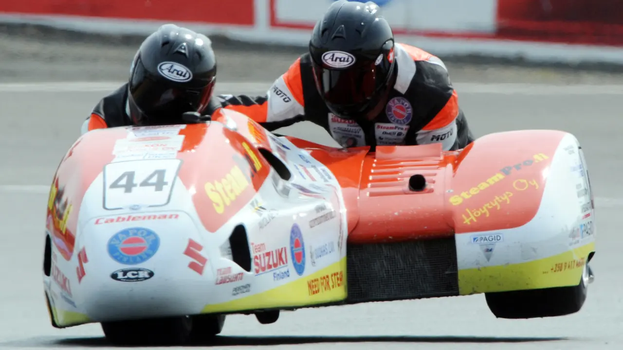 balapan sidecar