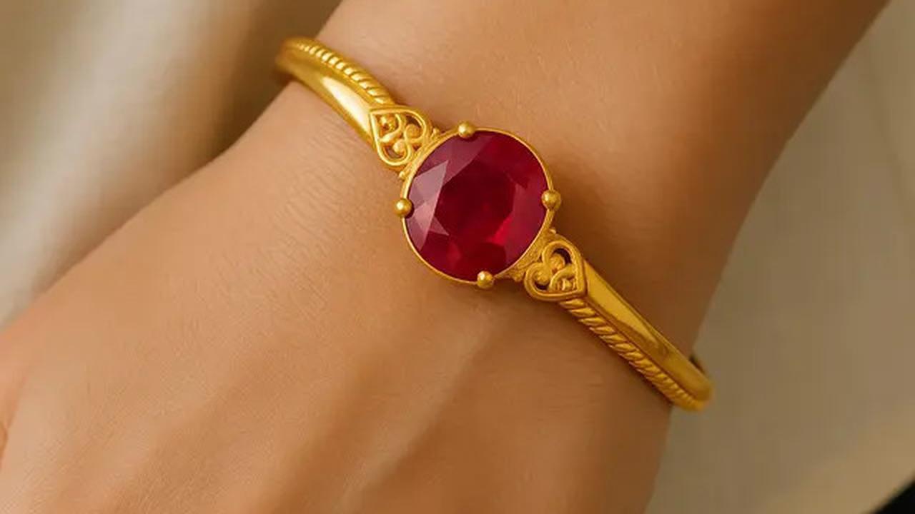 Lebih Baik Beli Dua Gelang Ringan atau Satu yang Lebih Mewah? Simak Dulu Ini