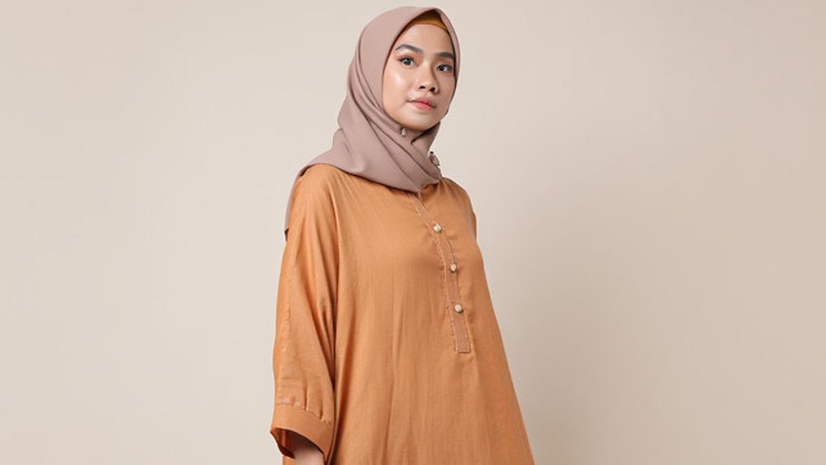 8 Model Gamis Syari Bahan Linen Longgar Trend 2025, Tampil Stylish di Berbagai Momen