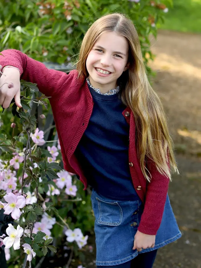 Potret Putri Charlotte Makin Terlihat Modis di Ulang Tahun ke-9, Wariskan DNA Cantik dari Kate Middleton