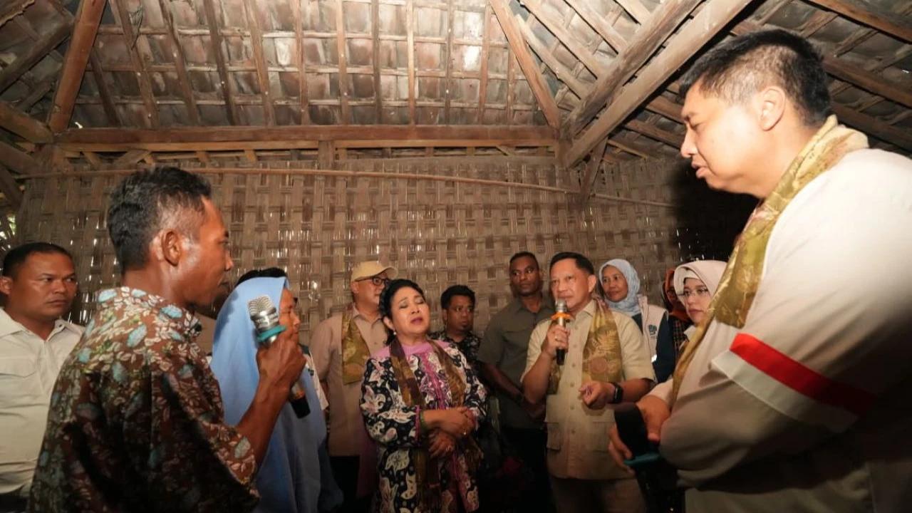 Pastikan Bantuan Tepat Sasaran, Mendagri dan Menteri PKP Tinjau Penerima Bedah Rumah di Bantul