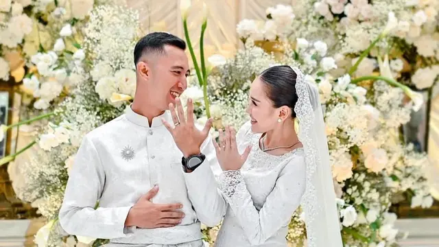 6 Perjalanan Cinta Singkat Ayu Ting Ting dan Muhammad Fardhana, Batal Menikah