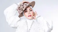 Ratu Bidadari Rampungkan Single Religi Selama Pandemi Covid-19
