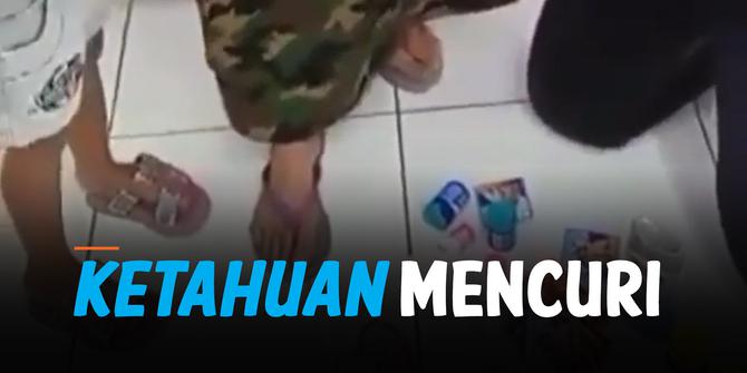 VIDEO: Viral, Ibu Bawa Anak Saat Mencuri di Mini Market