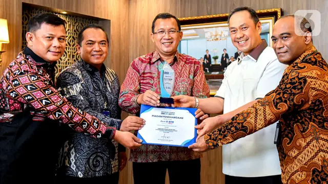 BTN Sabet AKHLAK Award 2022 untuk Kategori Jasa Keuangan