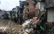 4 Orang Hilang Terseret Banjir di Denpasar, Ruko Ambruk Dihantam Derasnya Arus