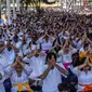 Setidaknya ada empat rangkaian dalam menyambut Hari Raya Nyepi, yakni Melasti, Tawur Kesanga, Nyepi, dan Ngembak Genis. (Juni Kriswanto/AFP)