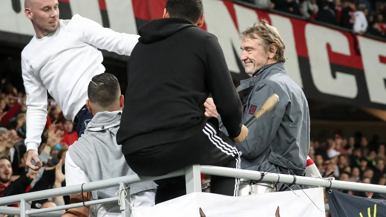 Sir Jim Ratcliffe Segera Tiba di Manchester United