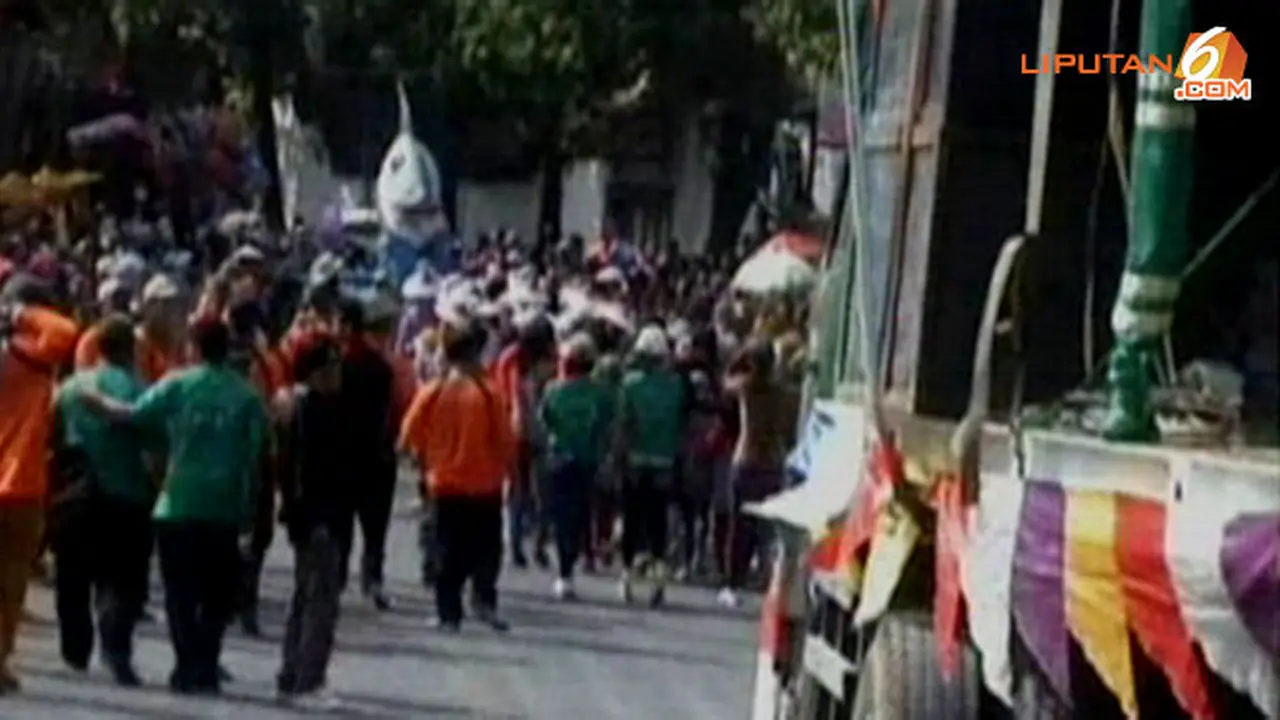 pantura-macet-acara-130815d.jpg