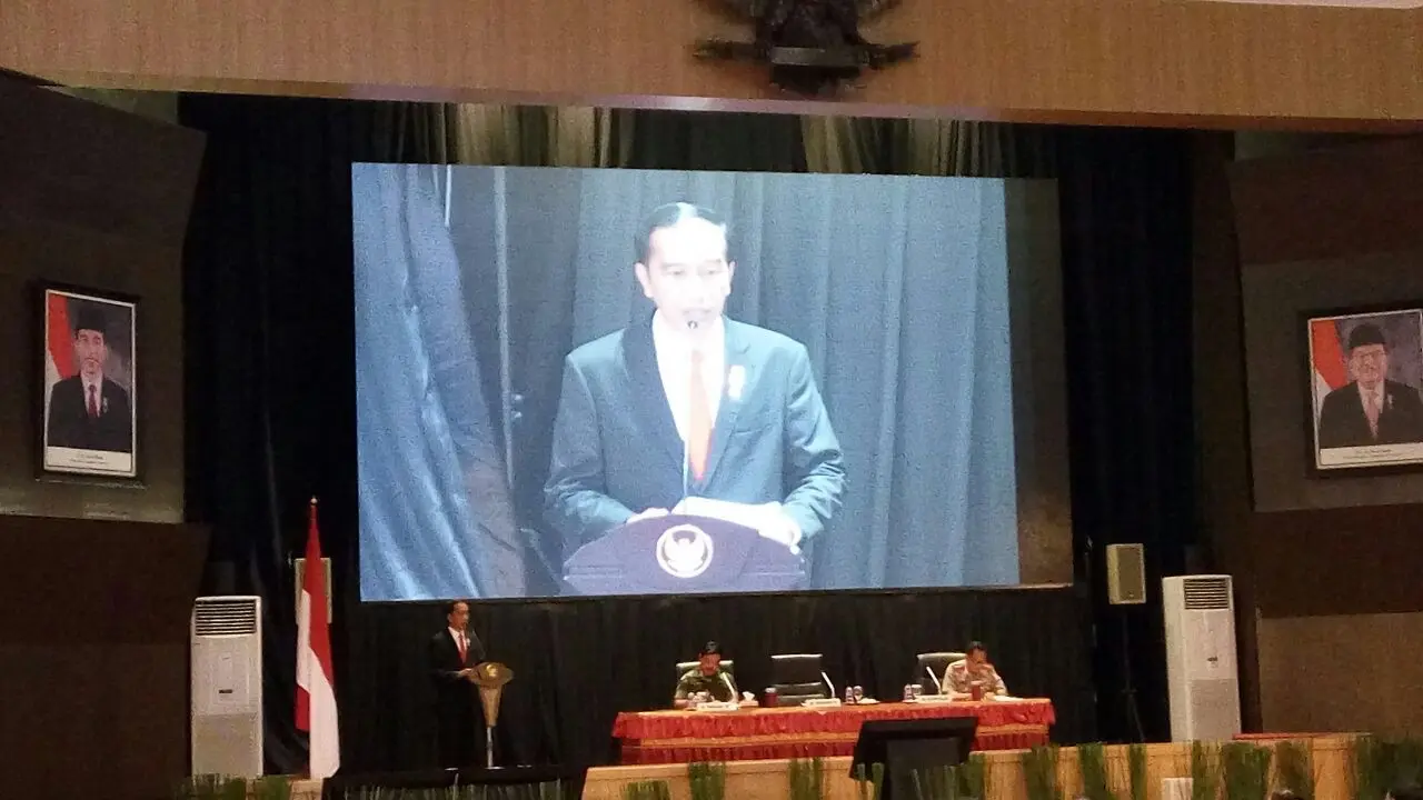 Presiden Joko Widodo membuka Rapat Pimpinan (Rapim) TNI-Polri di Mabes Cilangkap, Jakarta Timur pada Selasa (31/1/2018).