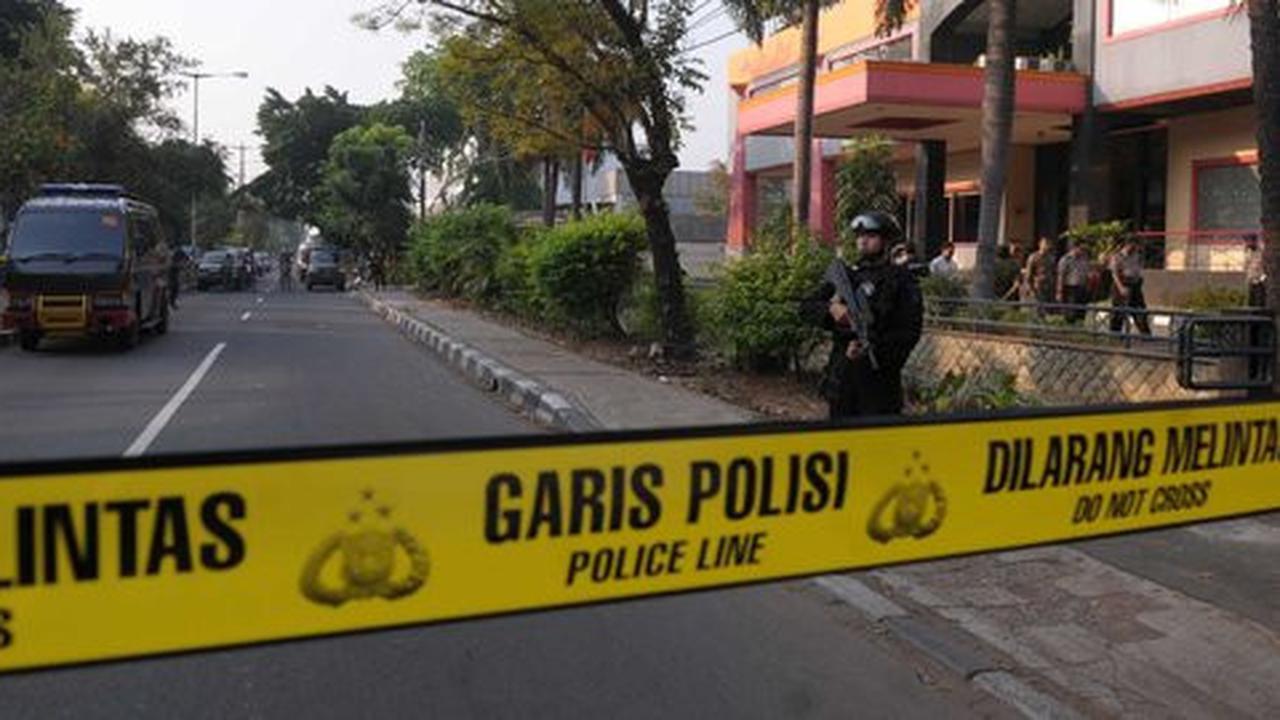 Polisi & TNI jaga ketat lokasi ledakan di Duren Sawit