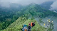 Gunung Wilis pernah dilalui oleh Jenderal Sudirman, sebelum melakukan Serangan Umum 1 Maret 1949 ke Yogyakarta. (Dok: Instagram @daniarihza_)