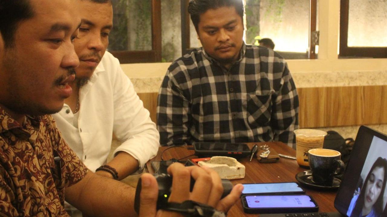 Ramos mengatakan, berdasarkan keterangan tertulis MA, ada lima hakim agung yang memeriksa perkara tersebut. Terjadi dissenting opinion atau perbedaan pendapat dalam perkara tersebut.