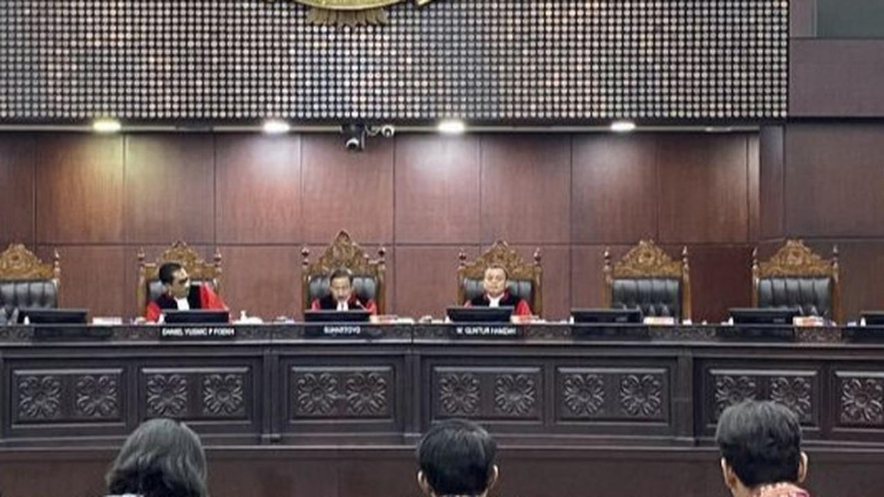 Mahkamah Konstitusi Mulai Sidangkan 11 Perkara Uji UU TNI Baru