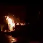 Stasiun pengisian bahan bakar umum (SPBU) di Pinrang terbakar. 