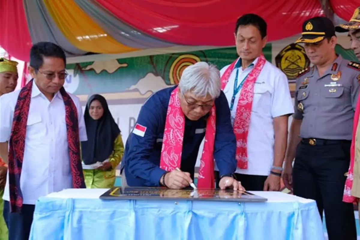 Kunker ke Halmahera Timur, Dirjen Minerba Resmikan Program CSR ANTAM