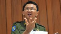 Pada tahun 2009, Basuki mencalonkan diri dan terpilih menjadi anggota DPR RI dari daerah pemilihan Bangka Belitung mewakili Partai Golkar. Ia sukses meraup 119.232 suara dan duduk di Komisi II. (Dok.Liputan6.com)