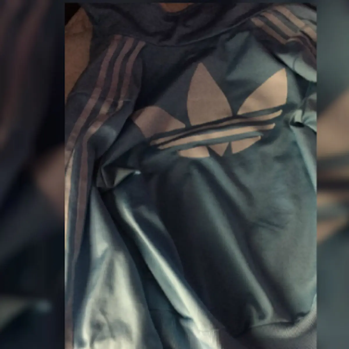 Adidas jacket colour trick sale