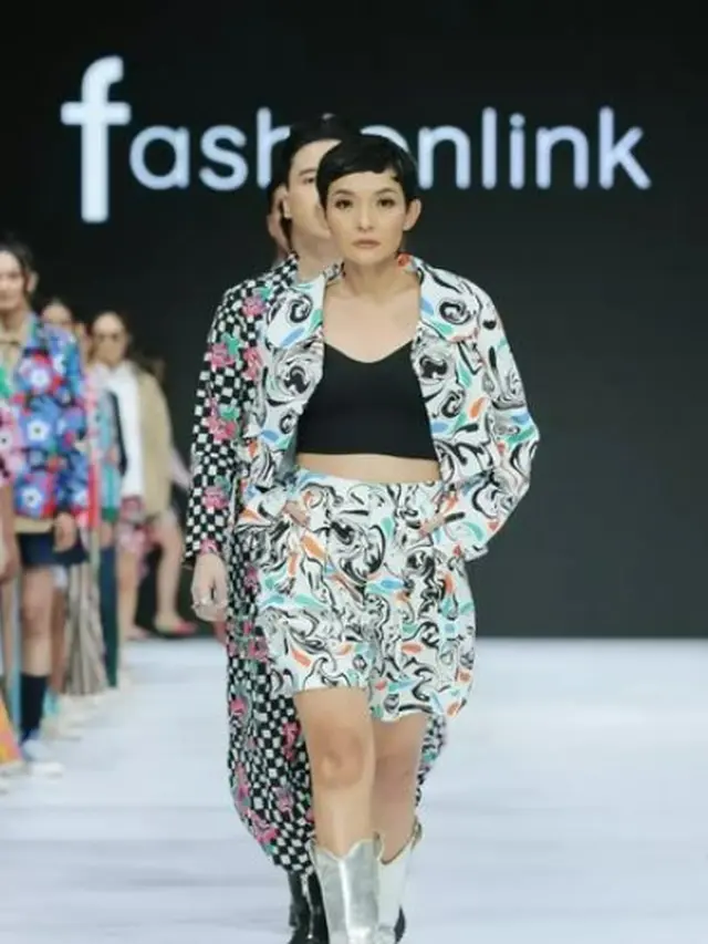 Neea Elmira (Instagram/neeaelmira)