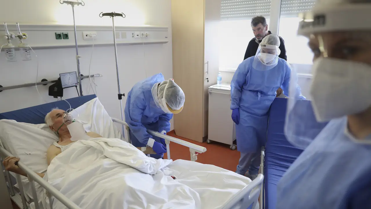 Dokter Bosnia bersiap untuk gelombang baru virus