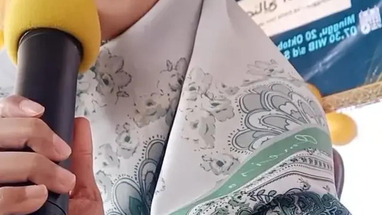 7 Potret Mega Aulia Kini Jadi Ustazah, Soroti Akting di "Tukang Bubur Naik Haji"