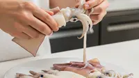 Tips Mencuci Cumi agar Tinta Tidak Terbuang, Sebuah Panduan Lengkap