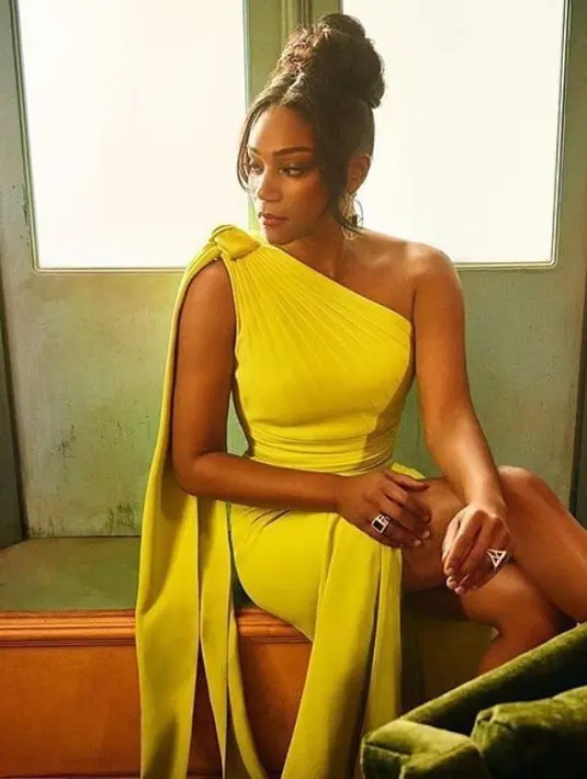 Tiffany Haddish buang air besar di dalam sepatu mantan pacarnya karena berselingkuh. (instagram/tiffanyhaddish)