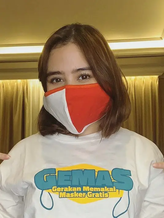 Tidak mendapatkan dengan cara instant, Prilly memang bekerja keras sebagai seorang artis di dunia hiburan. Kini dirinya pun merasa bersyukur atas pencapaian yang telah diperolehnya. (Instagram/prillylatuconsina96)