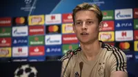 Frenkie de Jong resmi gabung dengan Barcelona (ANGELOS TZORTZINIS / AFP)